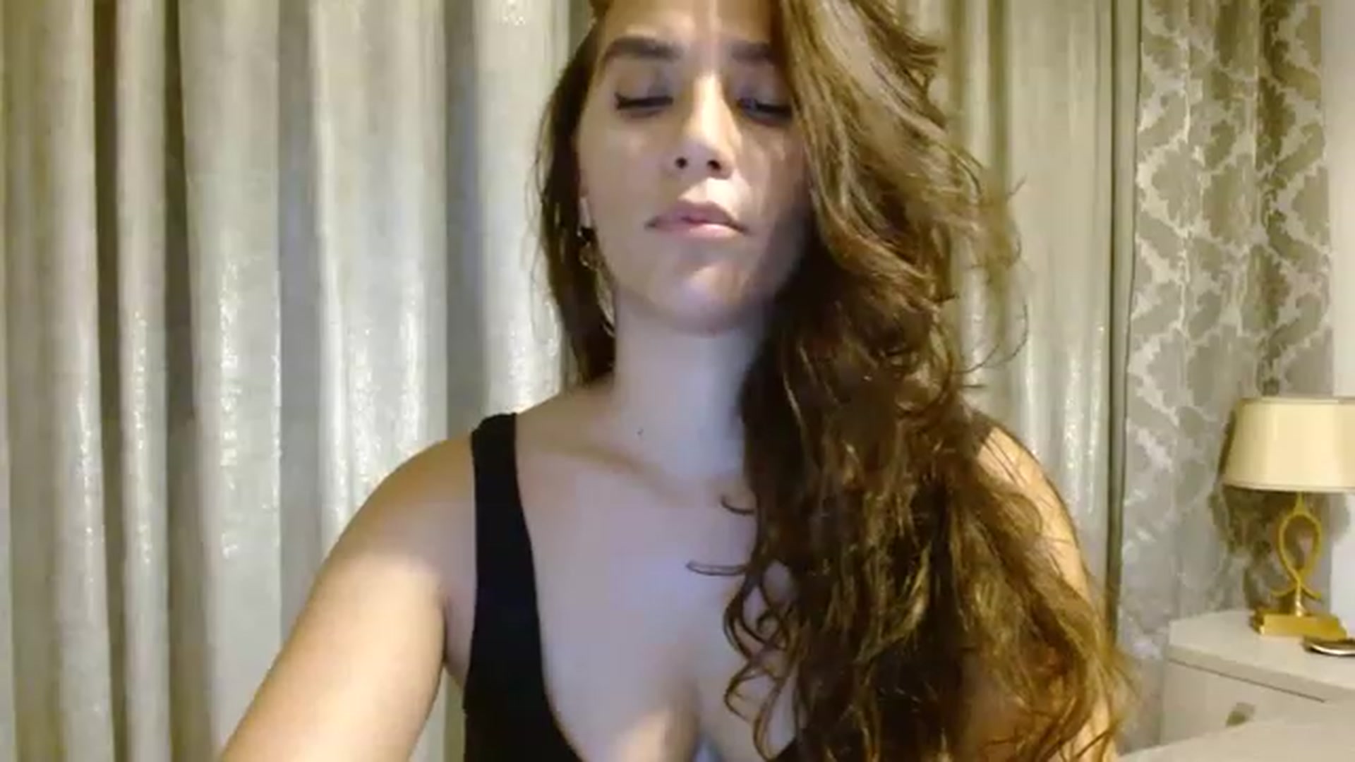 Gallery image thumbnail from DEAR_AMORE's myfreecams stream on, 07/17/2023, 24:08 image 12 of 20