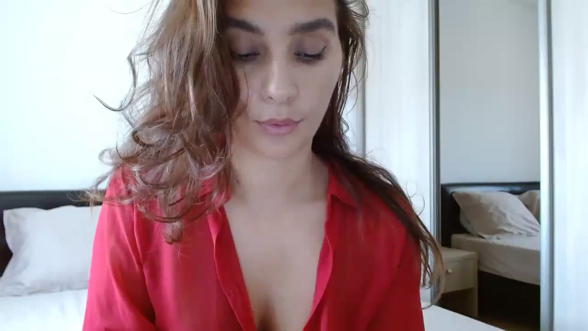 Gallery image thumbnail from DEAR_AMORE's myfreecams stream on, 08/12/2023, 11:42 image 7 of 20