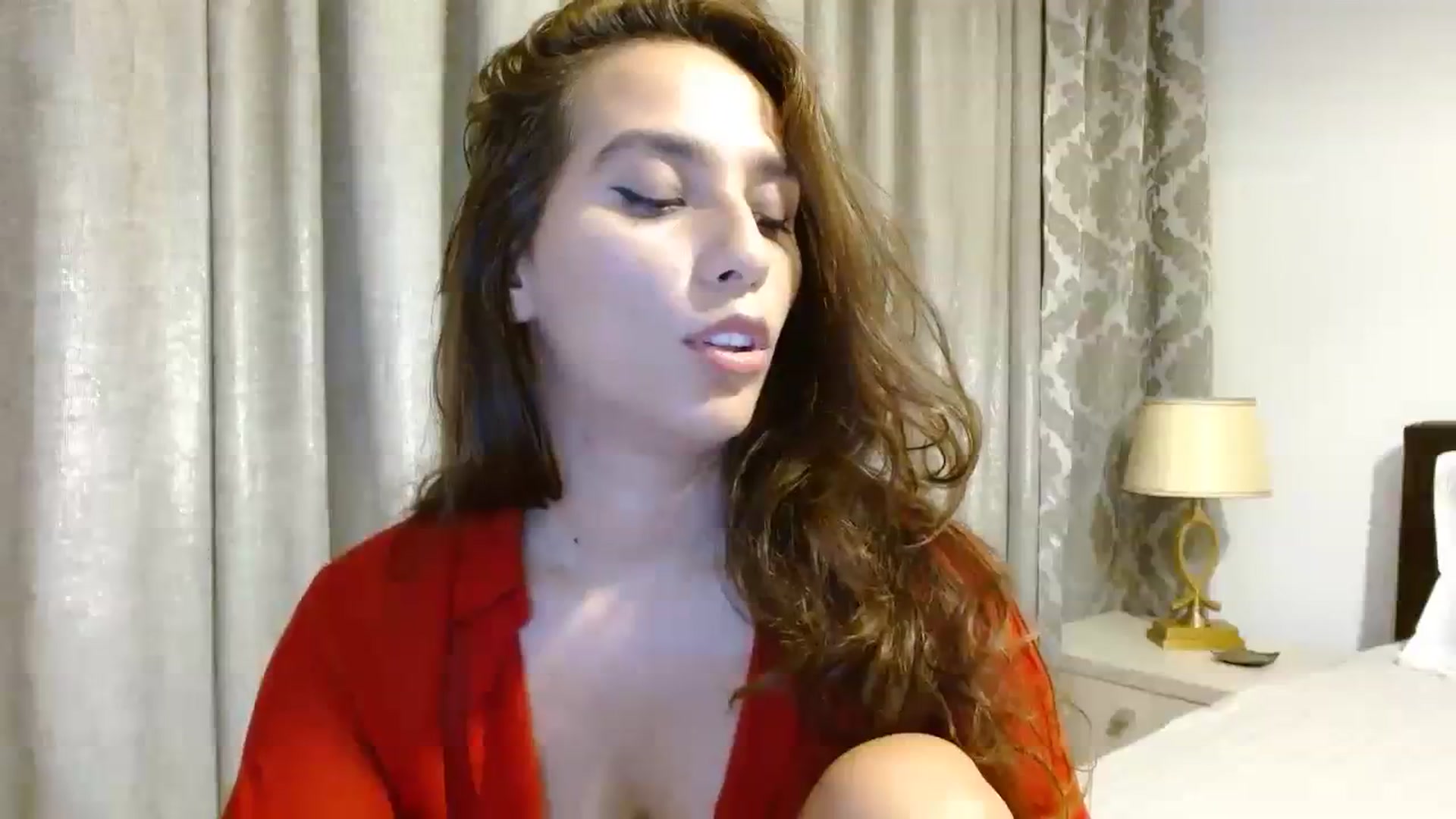 Gallery image thumbnail from DEAR_AMORE's myfreecams stream on, 08/18/2023, 21:22 image 16 of 20