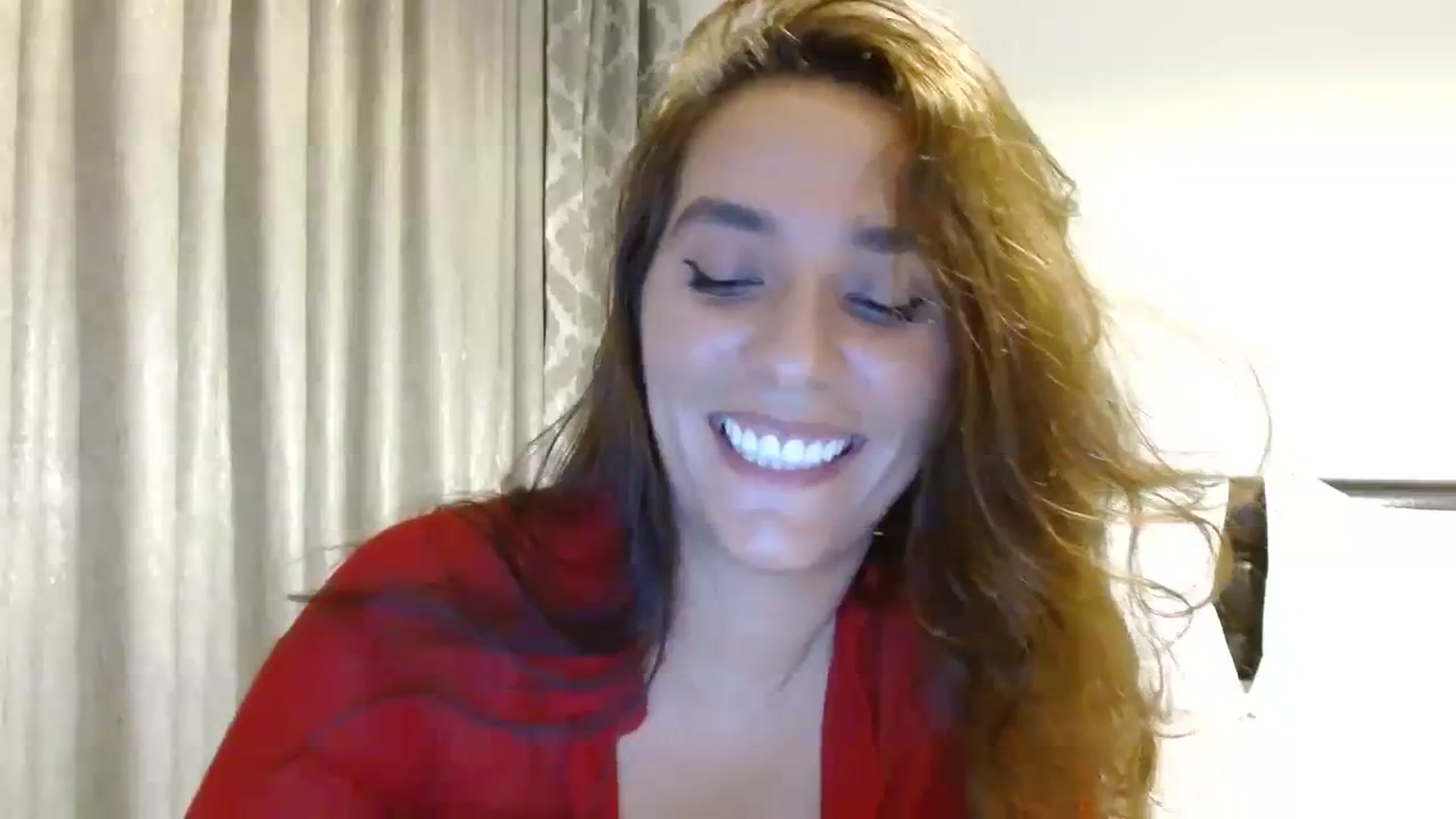 Gallery image thumbnail from DEAR_AMORE's myfreecams stream on, 08/18/2023, 21:22 image 10 of 20