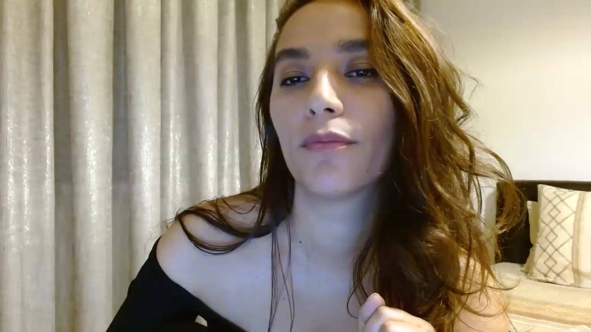 Gallery image thumbnail from DEAR_AMORE's myfreecams stream on, 11/03/2023, 24:50 image 20 of 20