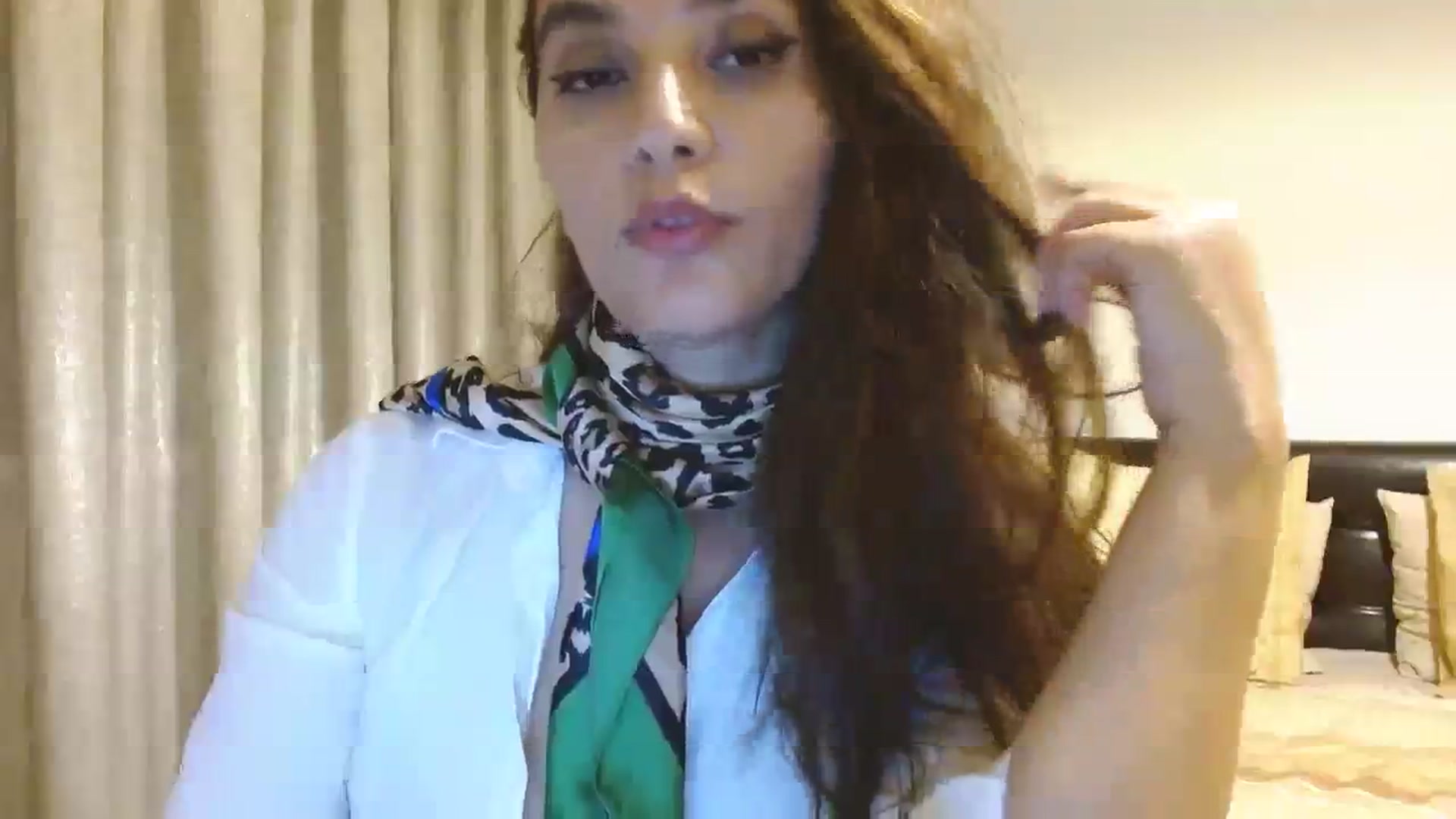 Gallery image thumbnail from DEAR_AMORE's myfreecams stream on, 11/06/2023, 01:44 image 14 of 20