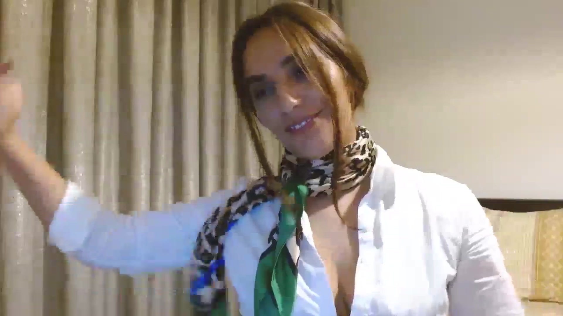 Gallery image thumbnail from DEAR_AMORE's myfreecams stream on, 11/06/2023, 01:44 image 2 of 20