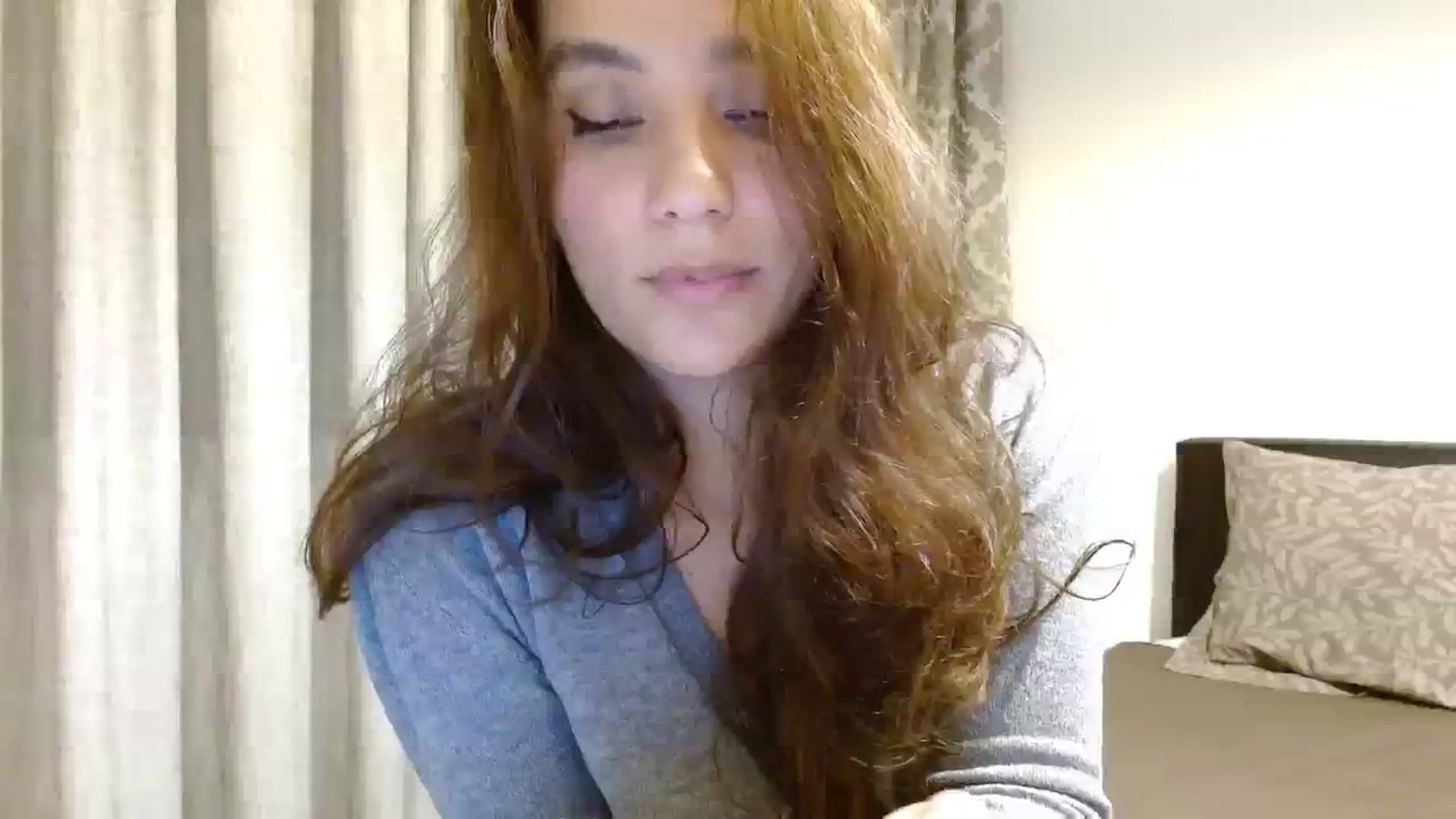 Gallery image thumbnail from DEAR_AMORE's myfreecams stream on, 11/21/2023, 21:28 image 15 of 20