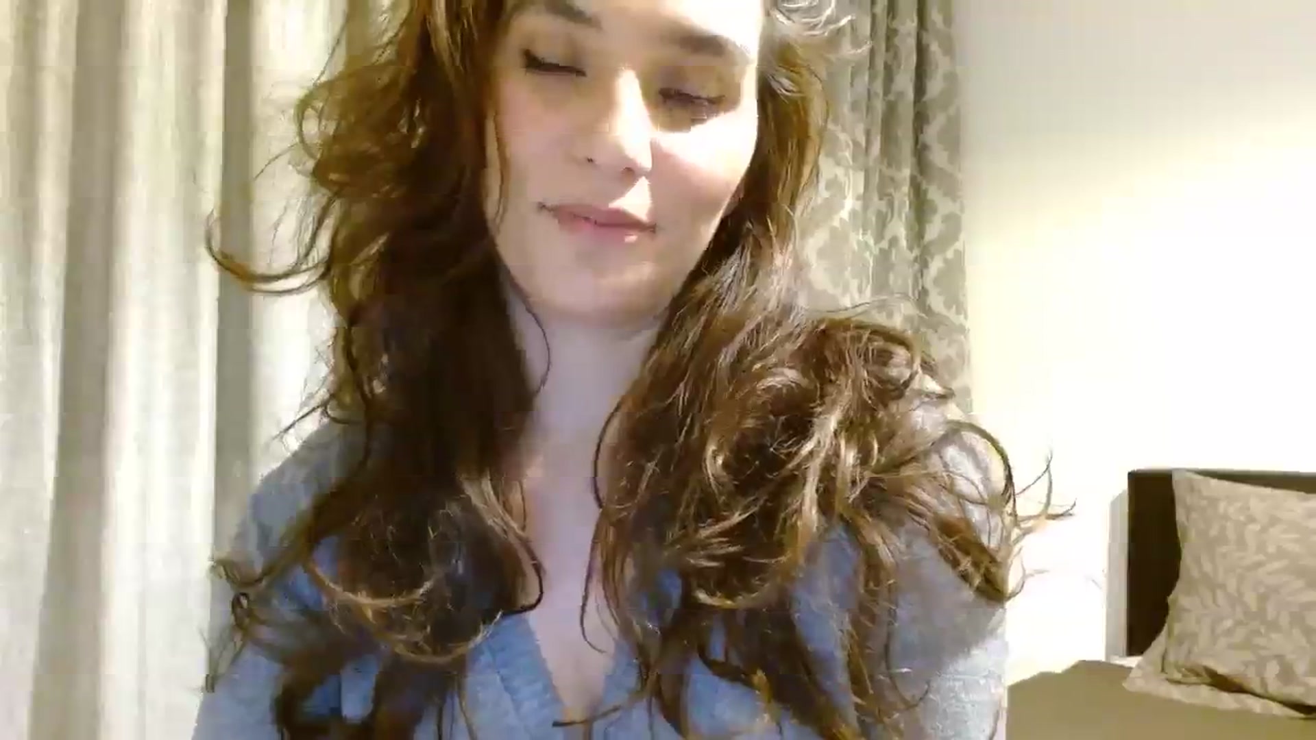Gallery image thumbnail from DEAR_AMORE's myfreecams stream on, 11/21/2023, 21:28 image 7 of 20