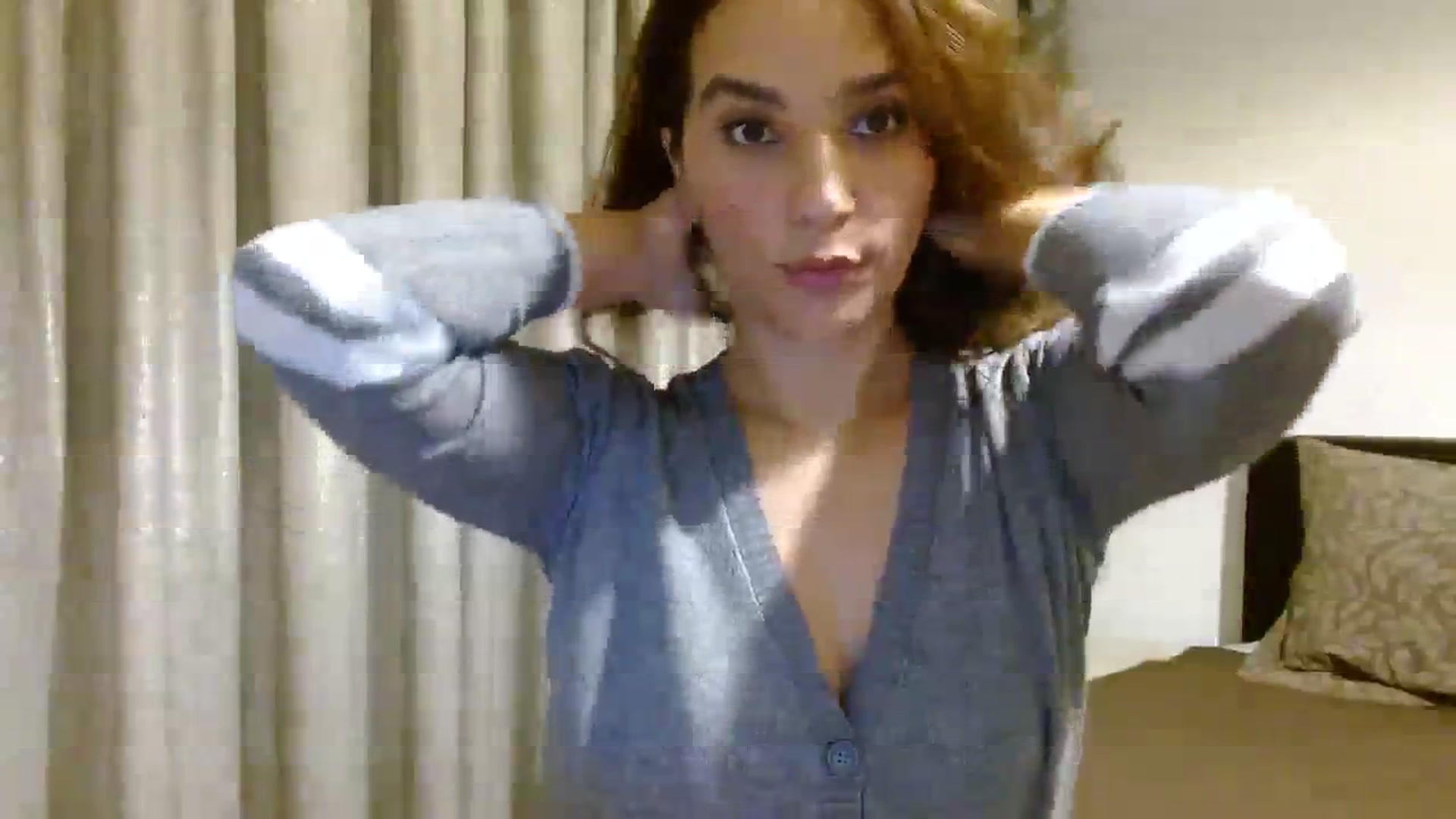 Gallery image thumbnail from DEAR_AMORE's myfreecams stream on, 11/21/2023, 21:28 image 2 of 20