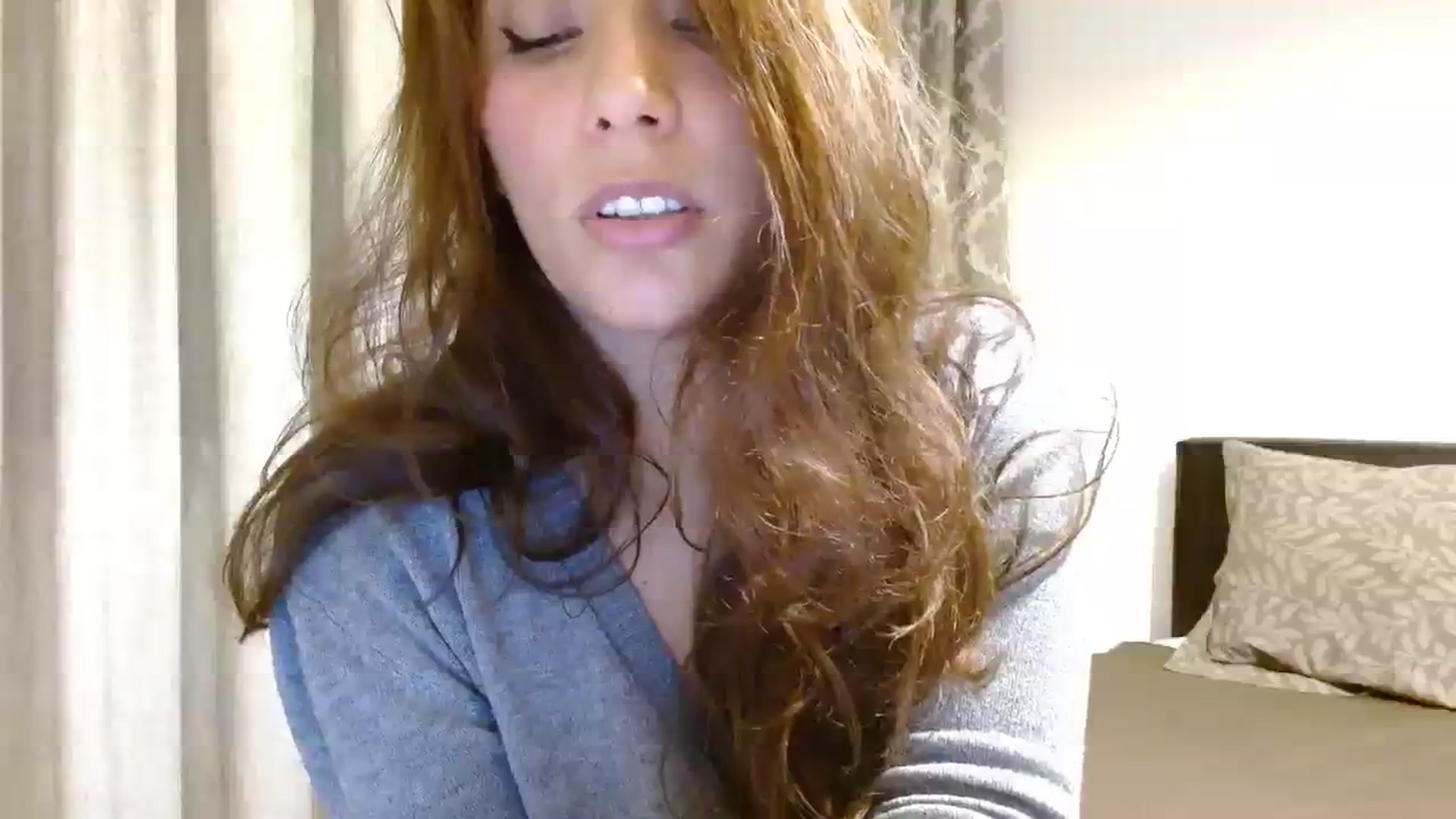 Gallery image thumbnail from DEAR_AMORE's myfreecams stream on, 11/21/2023, 21:28 image 14 of 20