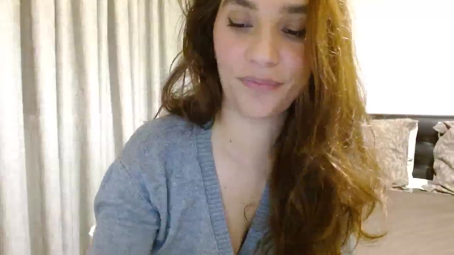 Gallery image thumbnail from DEAR_AMORE's myfreecams stream on, 11/21/2023, 21:28 image 10 of 20