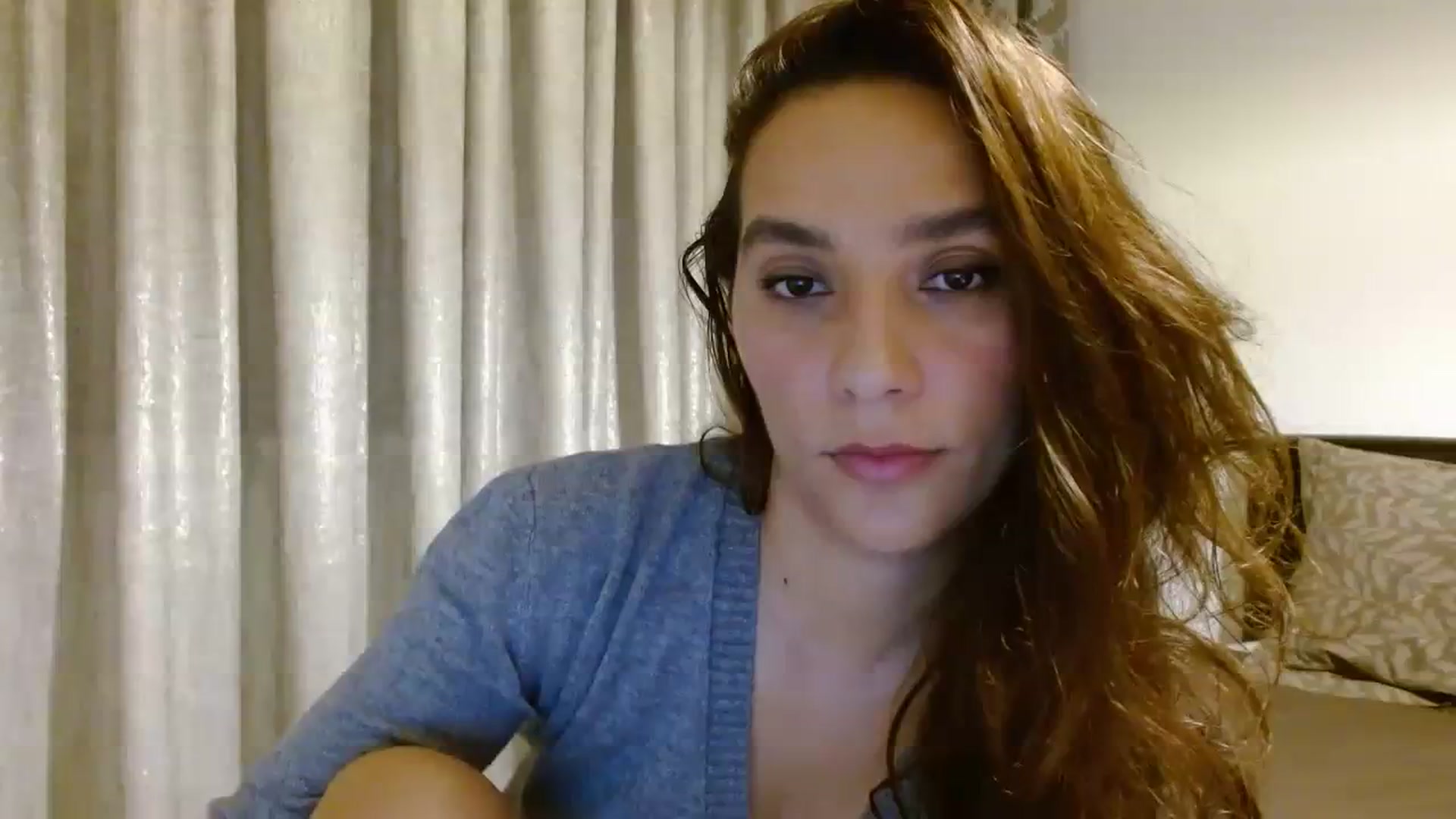 Gallery image thumbnail from DEAR_AMORE's myfreecams stream on, 11/21/2023, 21:28 image 3 of 20