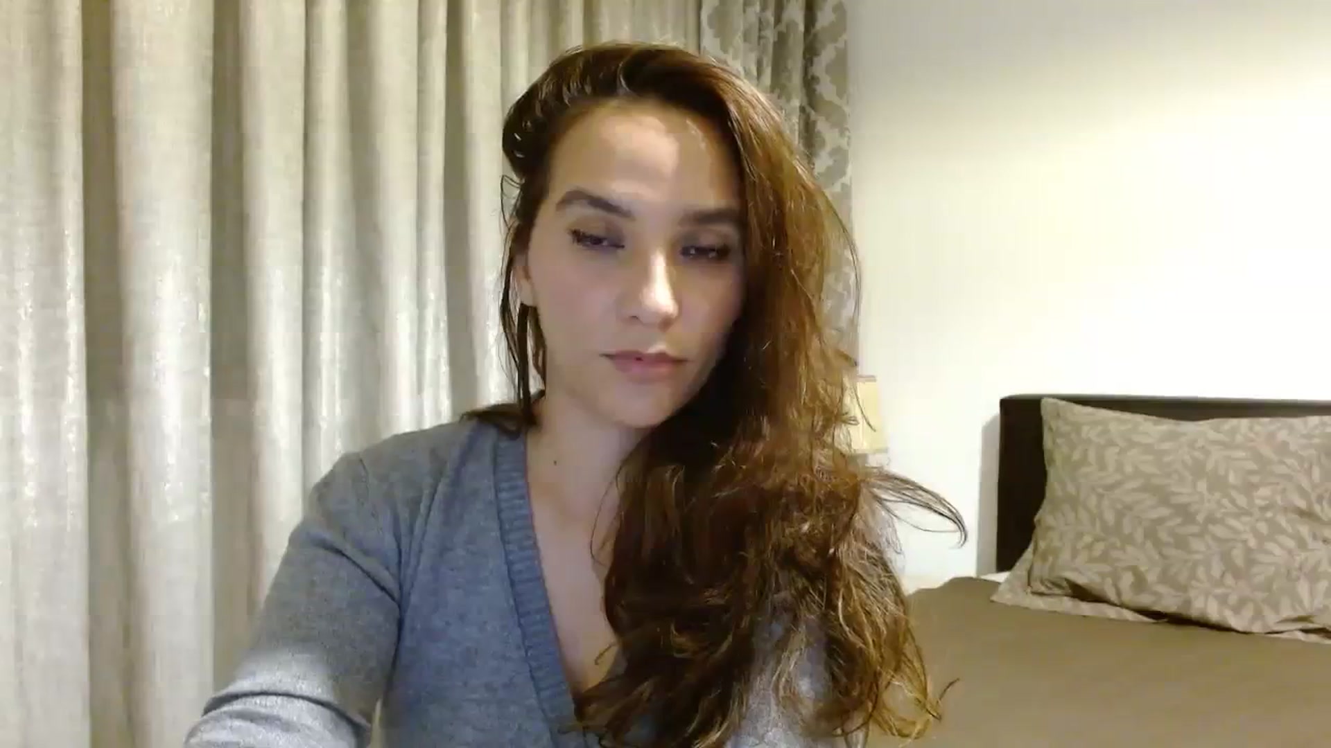 Gallery image thumbnail from DEAR_AMORE's myfreecams stream on, 11/21/2023, 22:00 image 11 of 20