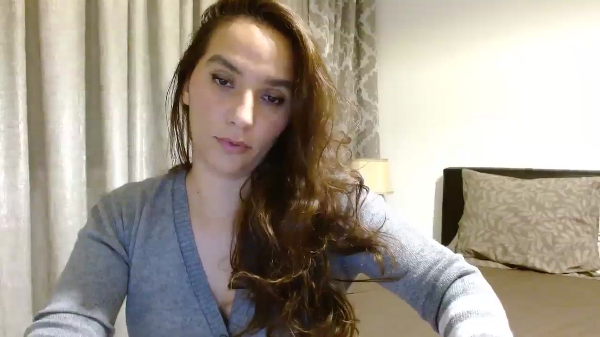 Gallery image thumbnail from DEAR_AMORE's myfreecams stream on, 11/21/2023, 22:00 image 14 of 20