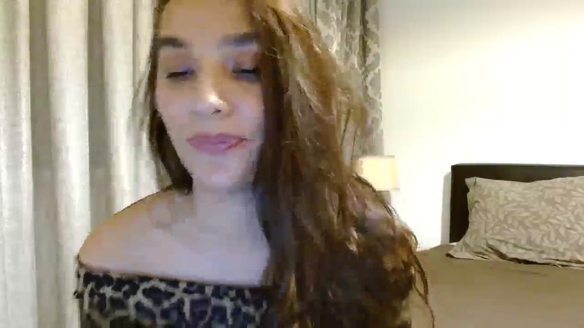 Gallery image thumbnail from DEAR_AMORE's myfreecams stream on, 11/27/2023, 24:00 image 12 of 20