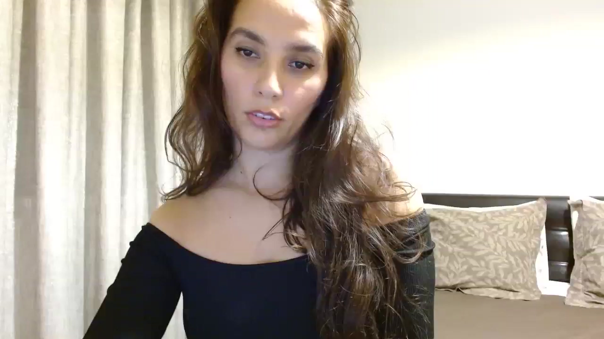 Gallery image thumbnail from DEAR_AMORE's myfreecams stream on, 11/27/2023, 23:24 image 1 of 20