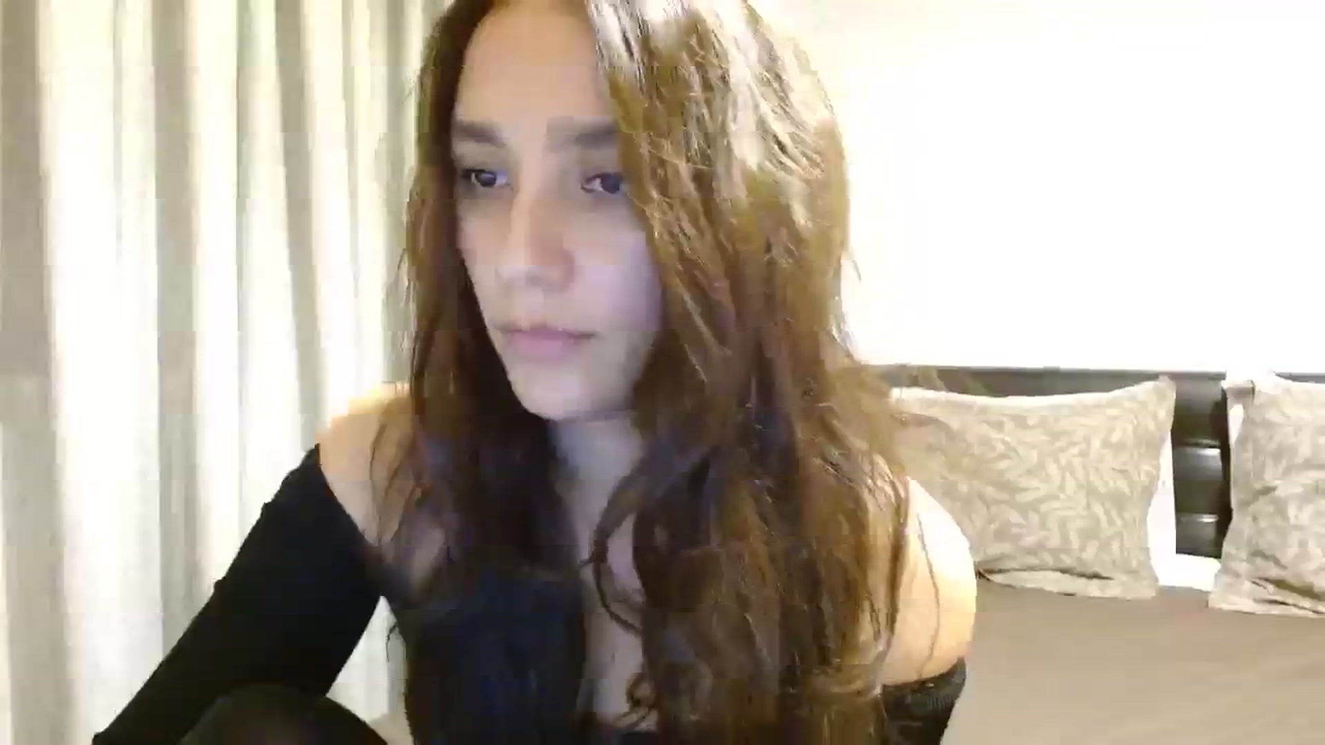 Gallery image thumbnail from DEAR_AMORE's myfreecams stream on, 11/27/2023, 23:24 image 11 of 20