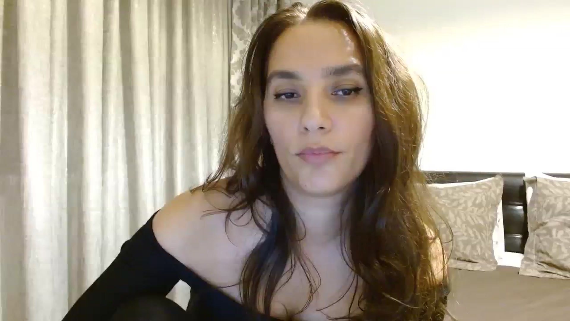 Gallery image thumbnail from DEAR_AMORE's myfreecams stream on, 11/27/2023, 23:24 image 20 of 20