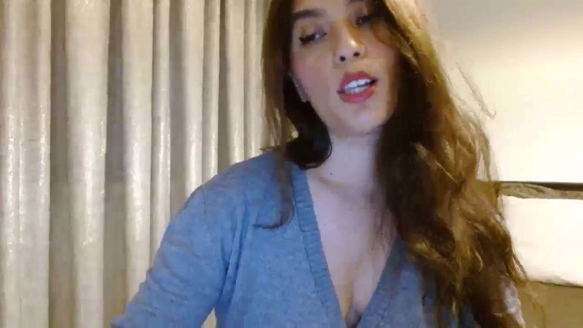 Gallery image thumbnail from DEAR_AMORE's myfreecams stream on, 12/10/2023, 22:11 image 2 of 20