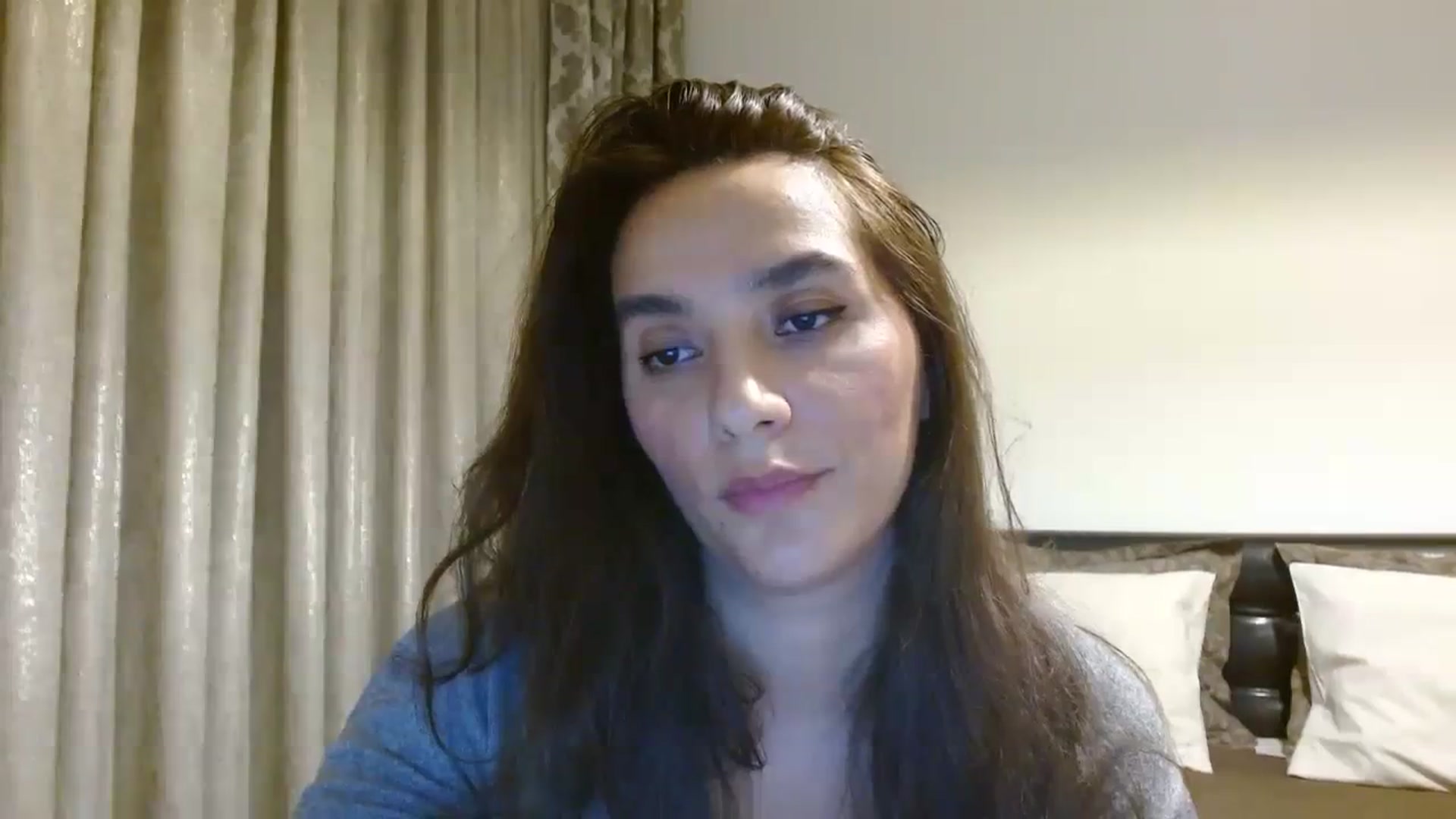 Gallery image thumbnail from DEAR_AMORE's myfreecams stream on, 12/11/2023, 24:20 image 11 of 20