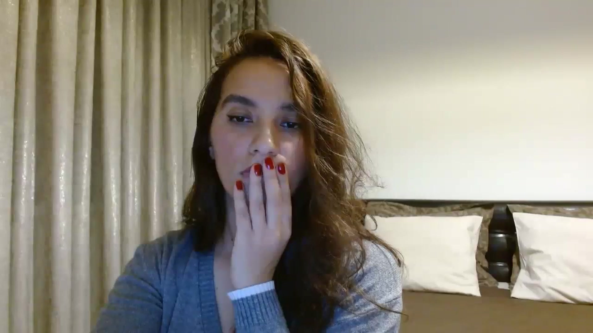 Gallery image thumbnail from DEAR_AMORE's myfreecams stream on, 12/11/2023, 03:00 image 14 of 20