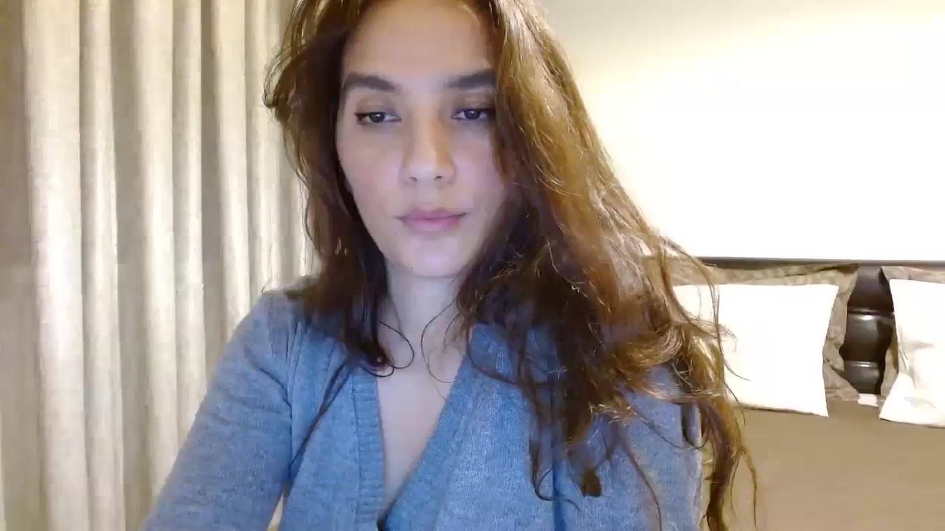 Gallery image thumbnail from DEAR_AMORE's myfreecams stream on, 12/11/2023, 03:00 image 19 of 20