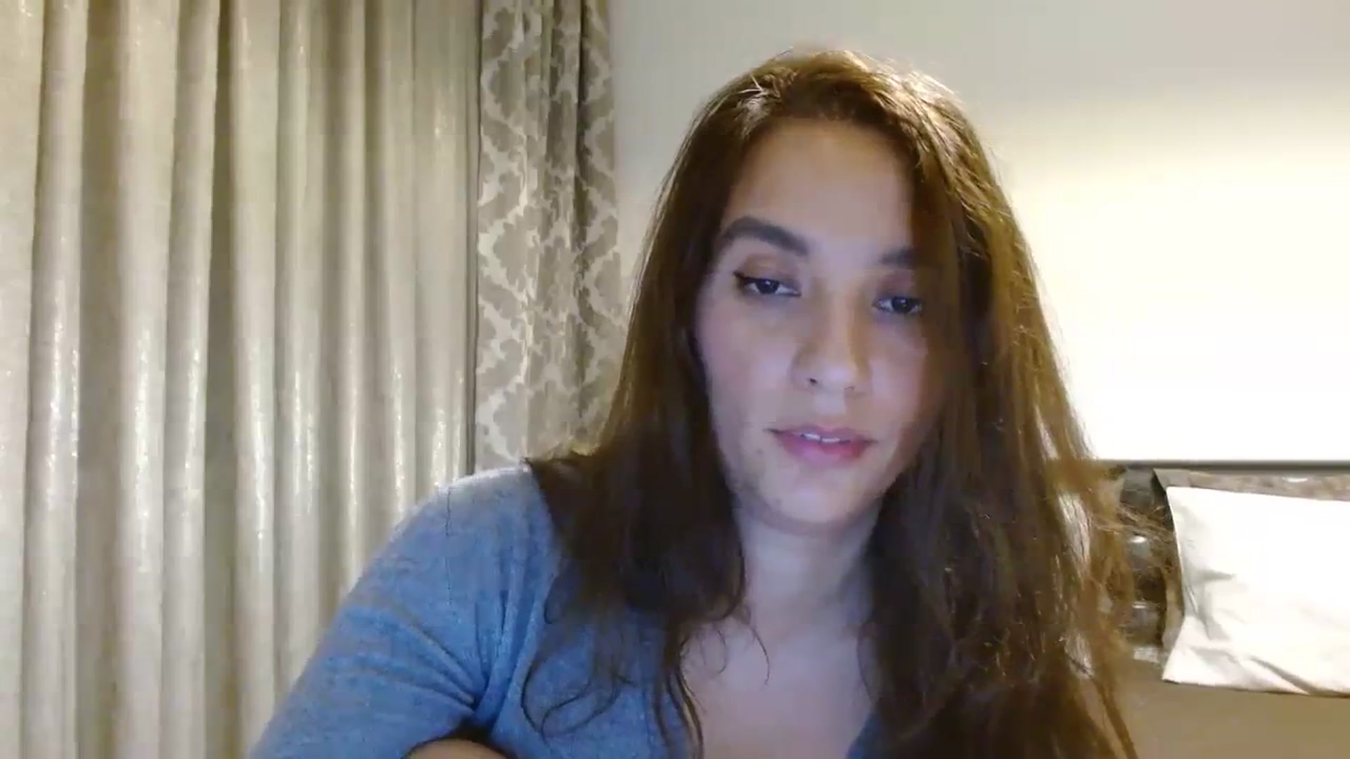 Gallery image thumbnail from DEAR_AMORE's myfreecams stream on, 12/11/2023, 02:59 image 9 of 20