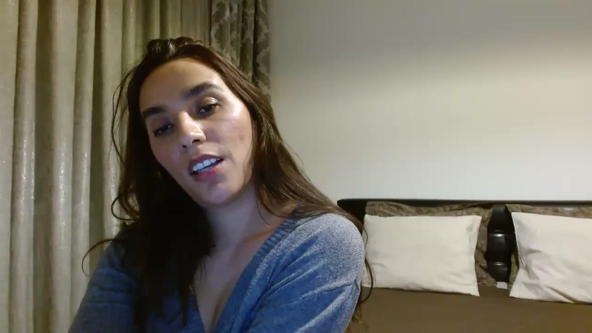 Gallery image thumbnail from DEAR_AMORE's myfreecams stream on, 12/11/2023, 02:59 image 14 of 20