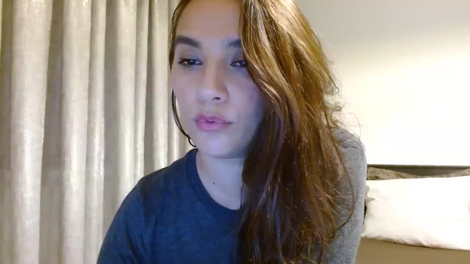Gallery image thumbnail from DEAR_AMORE's myfreecams stream on, 12/13/2023, 03:06 image 18 of 20