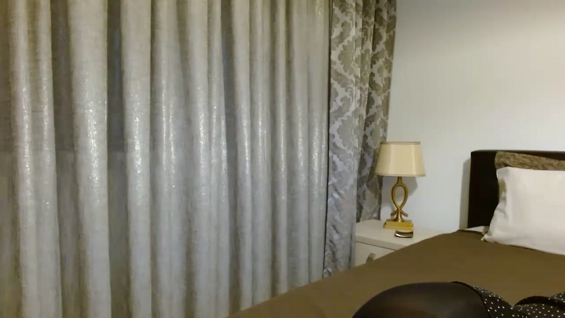 Gallery image thumbnail from DEAR_AMORE's myfreecams stream on, 12/21/2023, 02:44 image 11 of 20