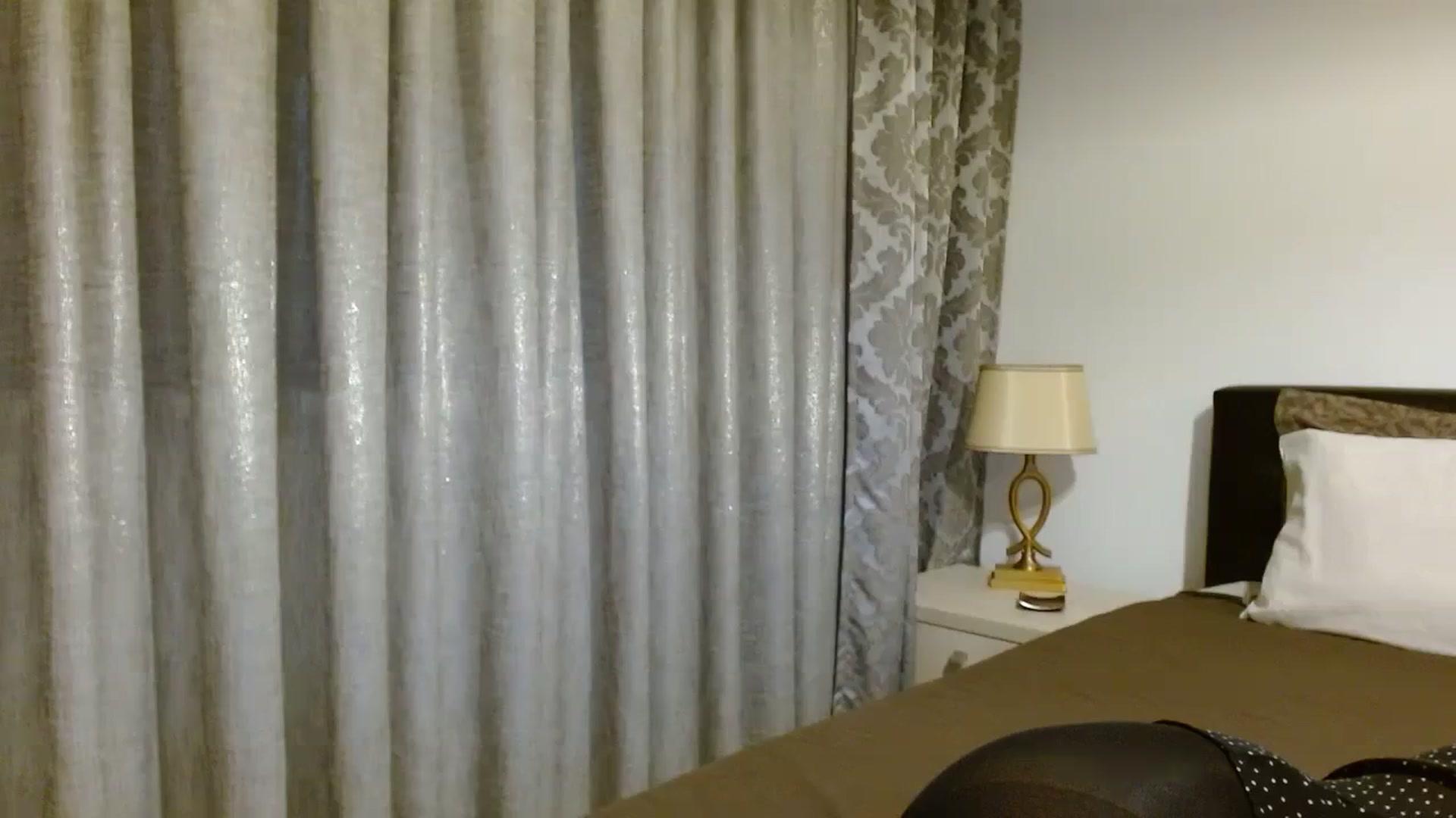 Gallery image thumbnail from DEAR_AMORE's myfreecams stream on, 12/21/2023, 02:44 image 10 of 20