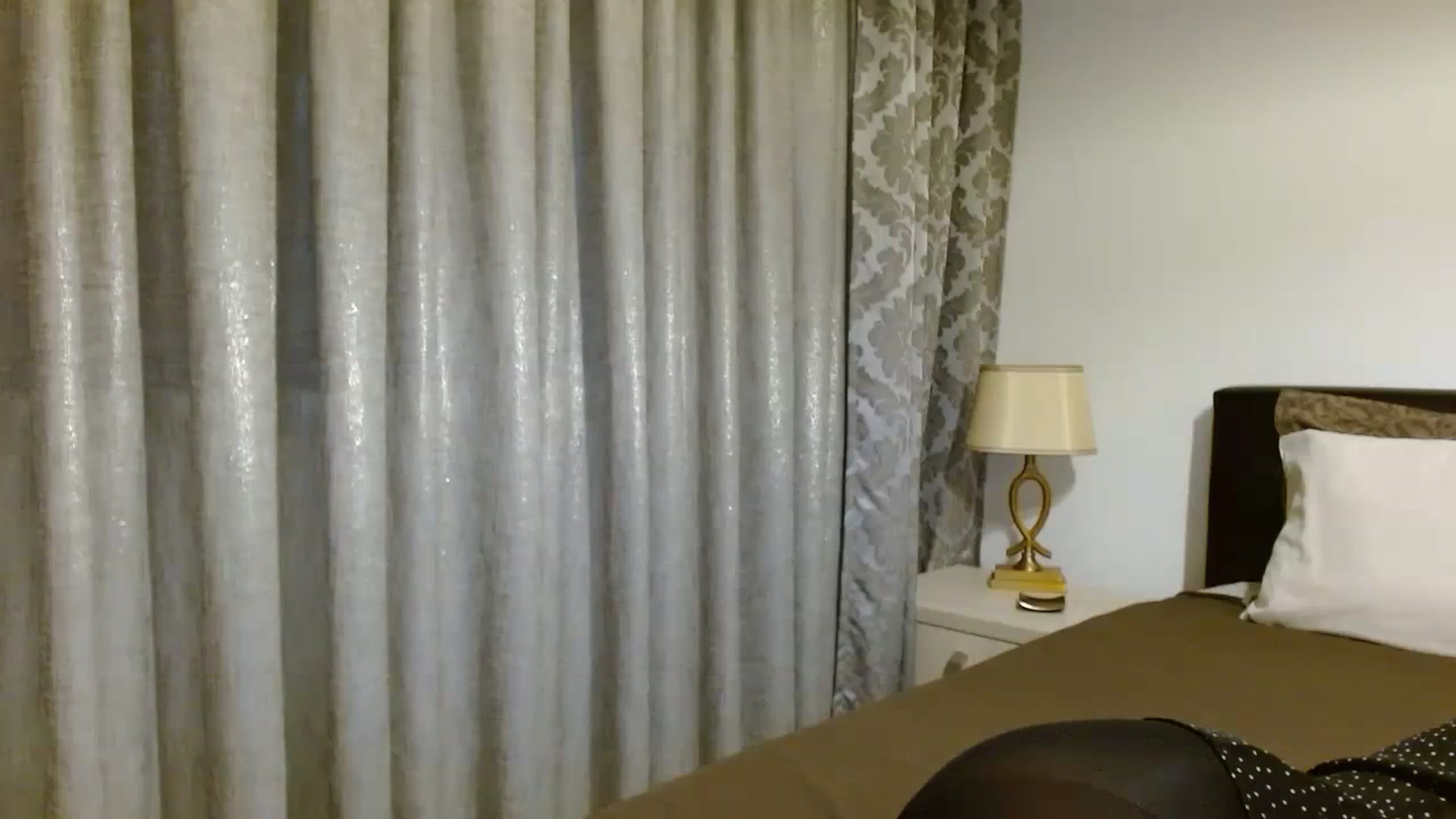 Gallery image thumbnail from DEAR_AMORE's myfreecams stream on, 12/21/2023, 02:44 image 9 of 20