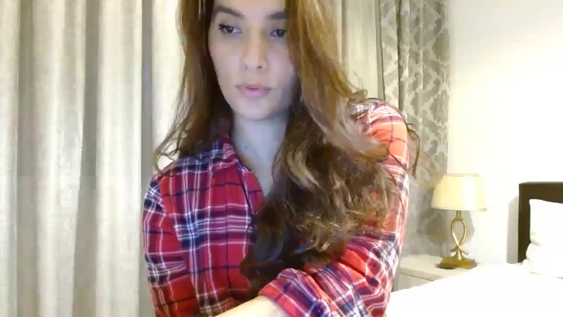 Gallery image thumbnail from DEAR_AMORE's myfreecams stream on, 12/27/2023, 24:35 image 15 of 20