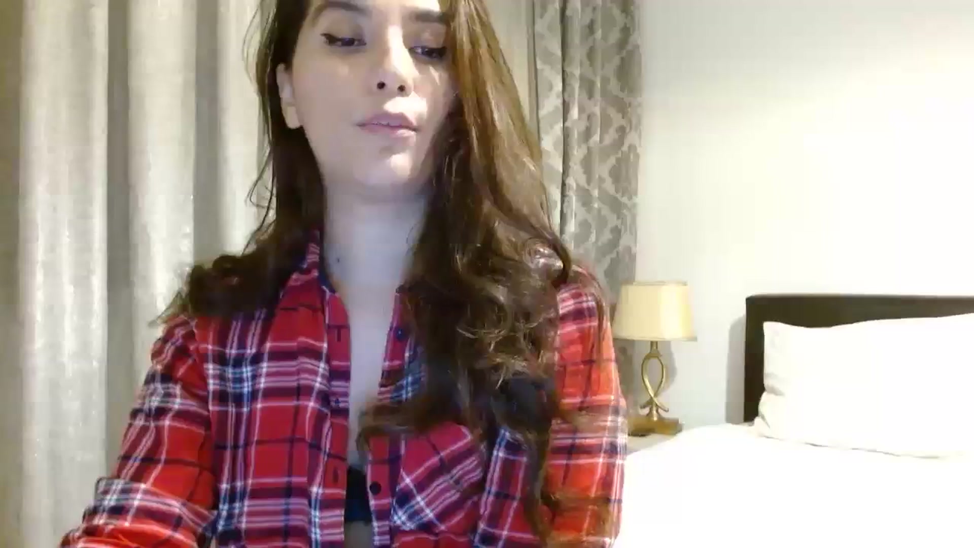 Gallery image thumbnail from DEAR_AMORE's myfreecams stream on, 12/27/2023, 24:35 image 13 of 20