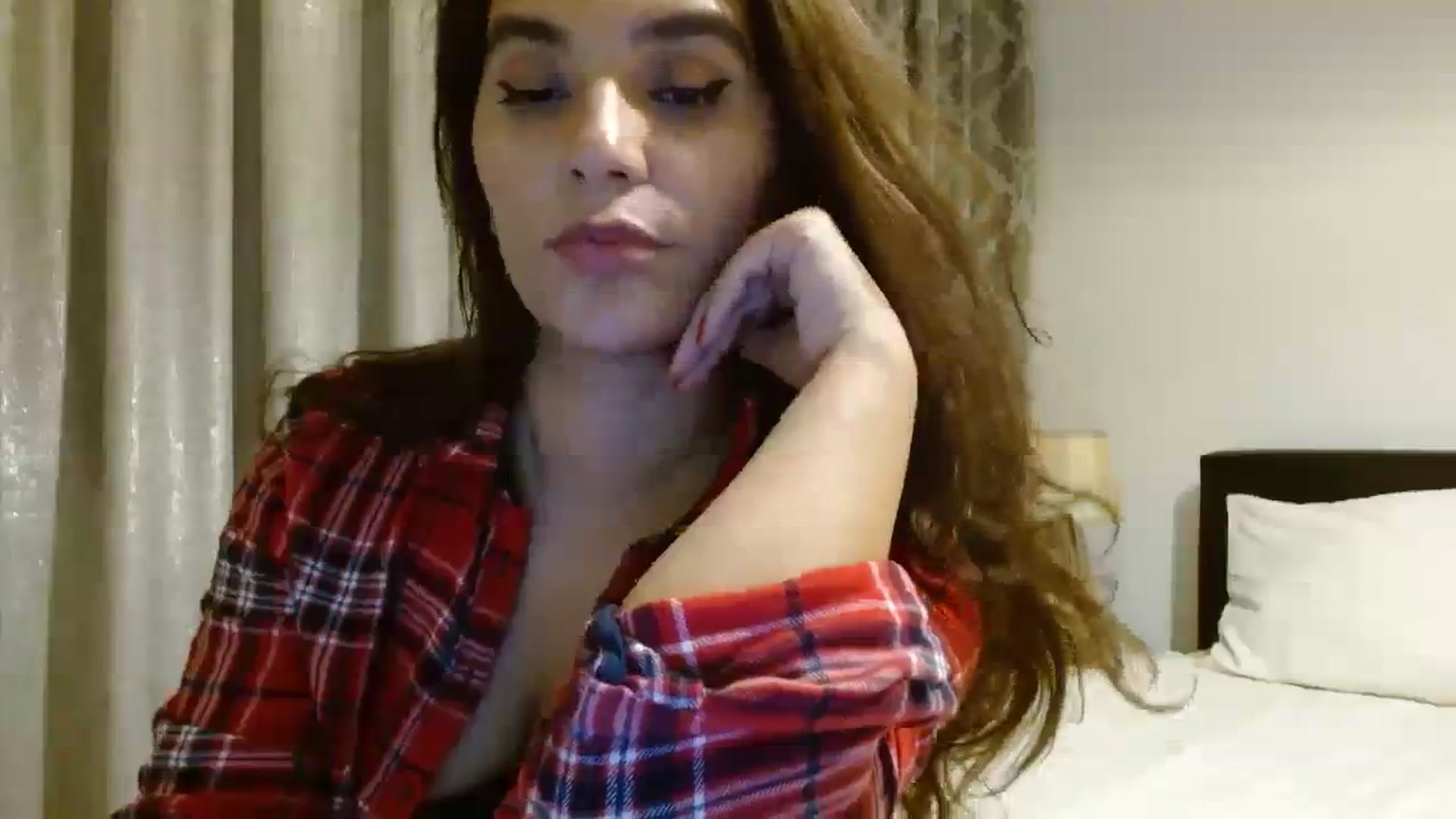 Gallery image thumbnail from DEAR_AMORE's myfreecams stream on, 12/27/2023, 03:02 image 3 of 20