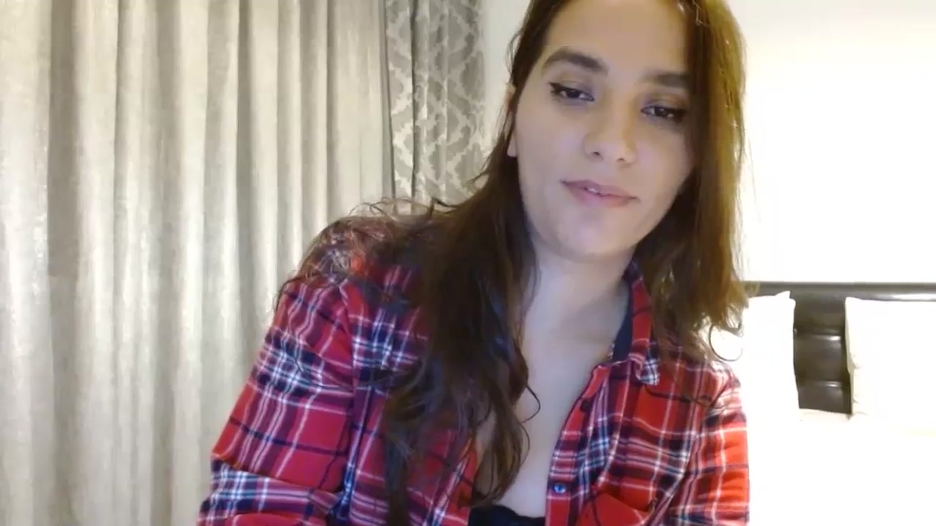 Gallery image thumbnail from DEAR_AMORE's myfreecams stream on, 12/27/2023, 03:02 image 11 of 20