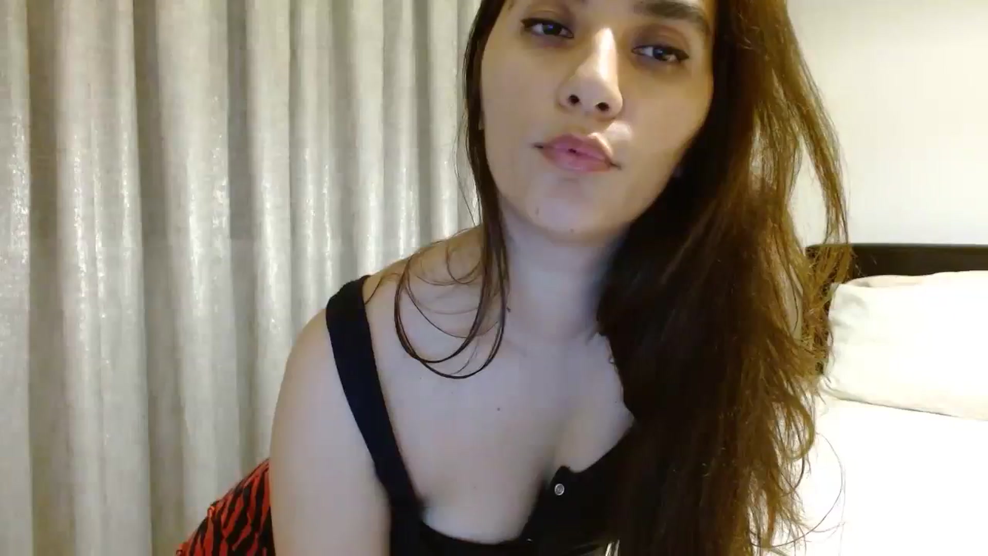 Gallery image thumbnail from DEAR_AMORE's myfreecams stream on, 12/29/2023, 02:47 image 11 of 20