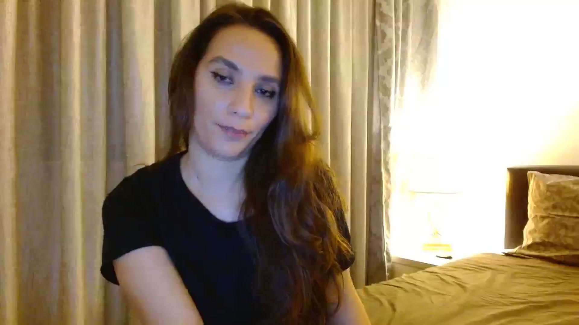Gallery image thumbnail from DEAR_AMORE's myfreecams stream on, 01/19/2024, 02:56 image 15 of 20