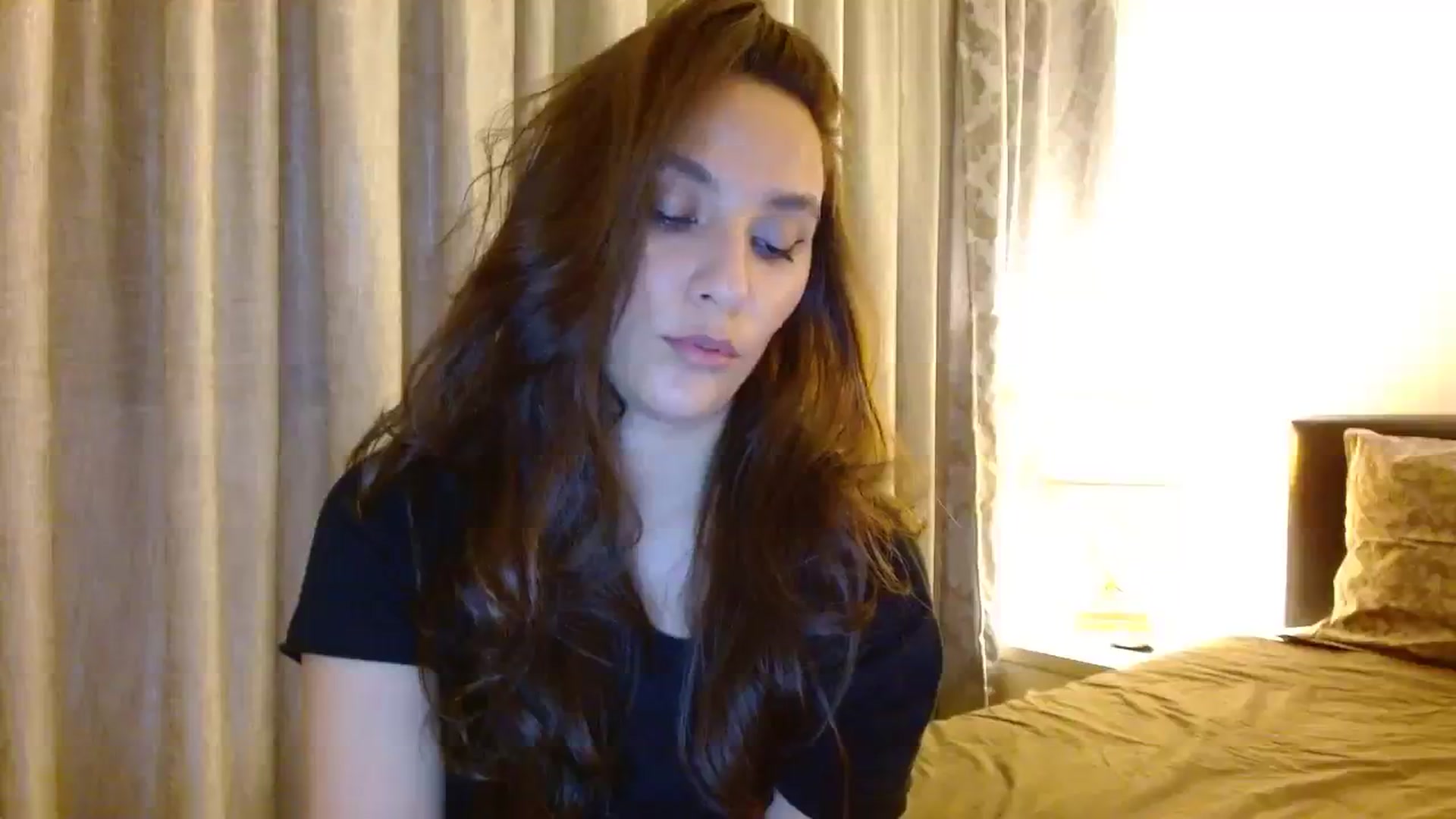 Gallery image thumbnail from DEAR_AMORE's myfreecams stream on, 01/19/2024, 02:56 image 8 of 20