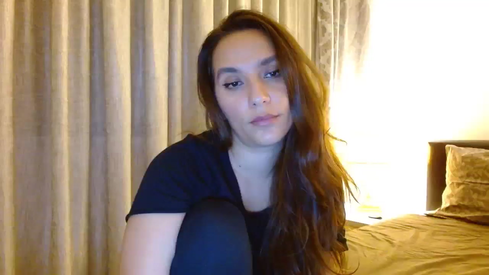 Gallery image thumbnail from DEAR_AMORE's myfreecams stream on, 01/19/2024, 02:56 image 14 of 20