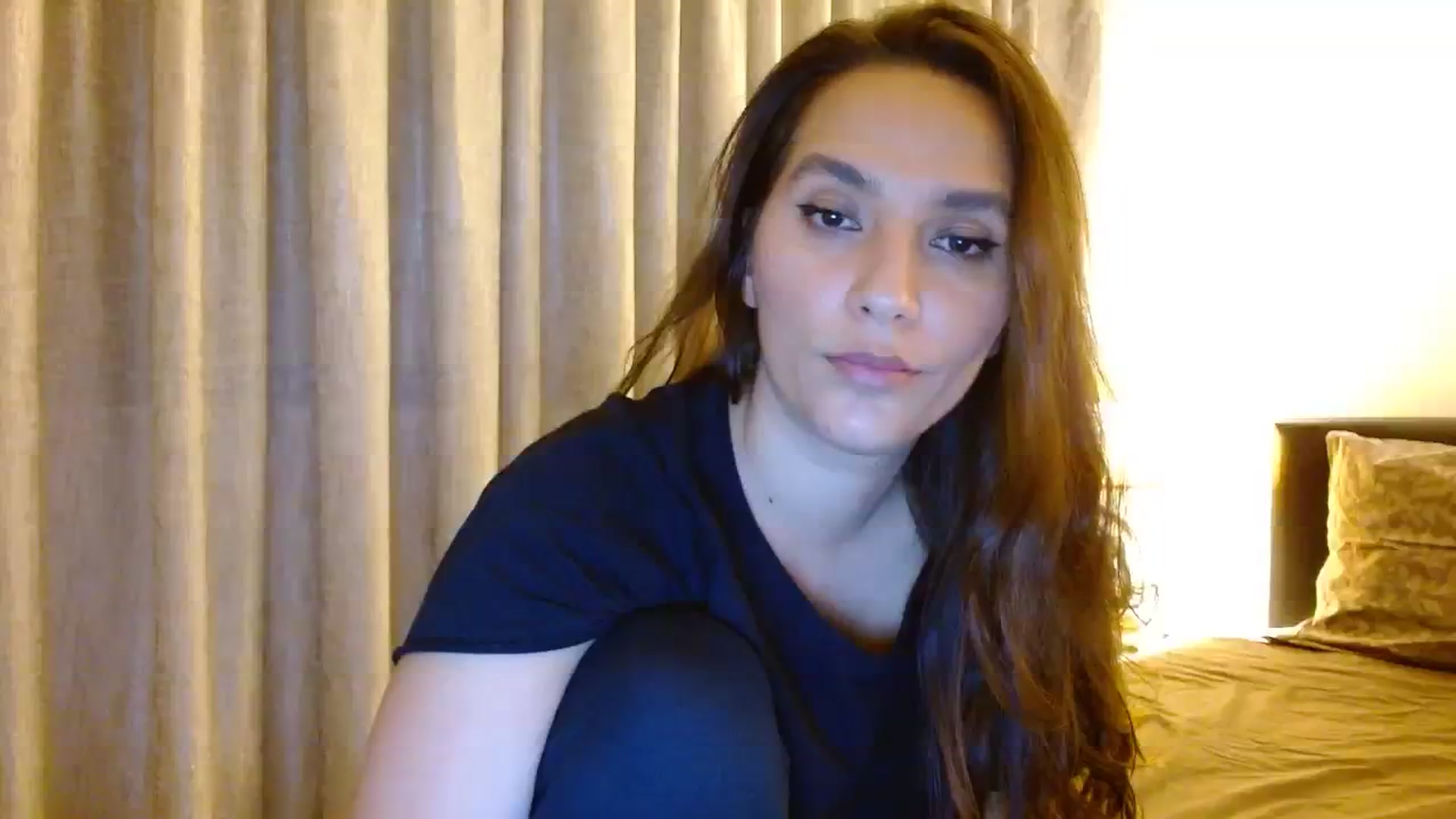 Gallery image thumbnail from DEAR_AMORE's myfreecams stream on, 01/19/2024, 02:56 image 13 of 20