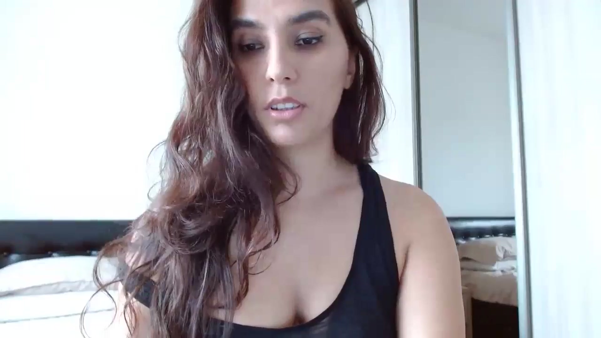 Gallery image thumbnail from DEAR_AMORE's myfreecams stream on, 04/21/2024, 11:28 image 2 of 20