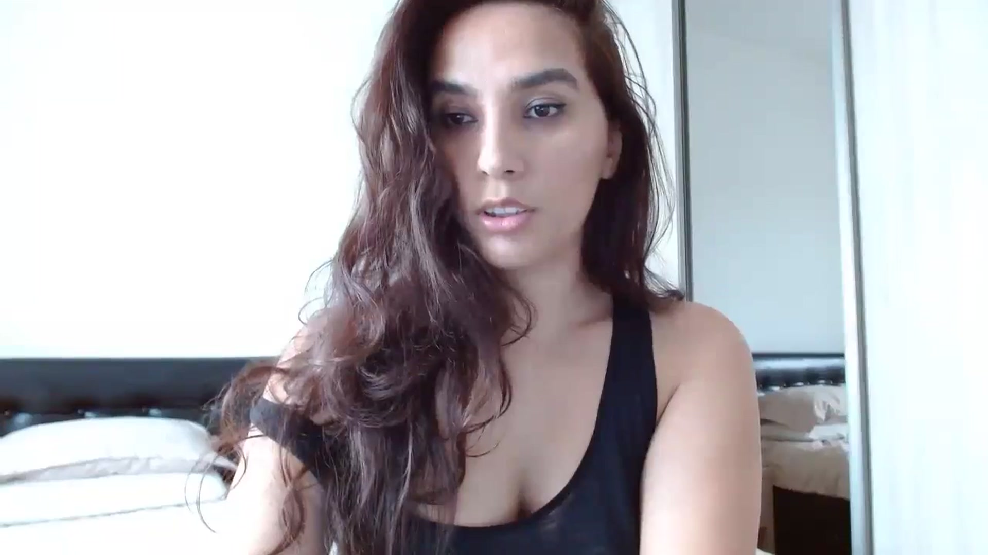 Gallery image thumbnail from DEAR_AMORE's myfreecams stream on, 04/21/2024, 11:28 image 3 of 20