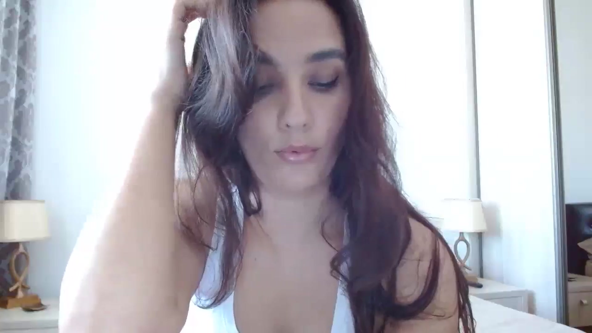Gallery image thumbnail from DEAR_AMORE's myfreecams stream on, 04/24/2024, 12:07 image 18 of 20