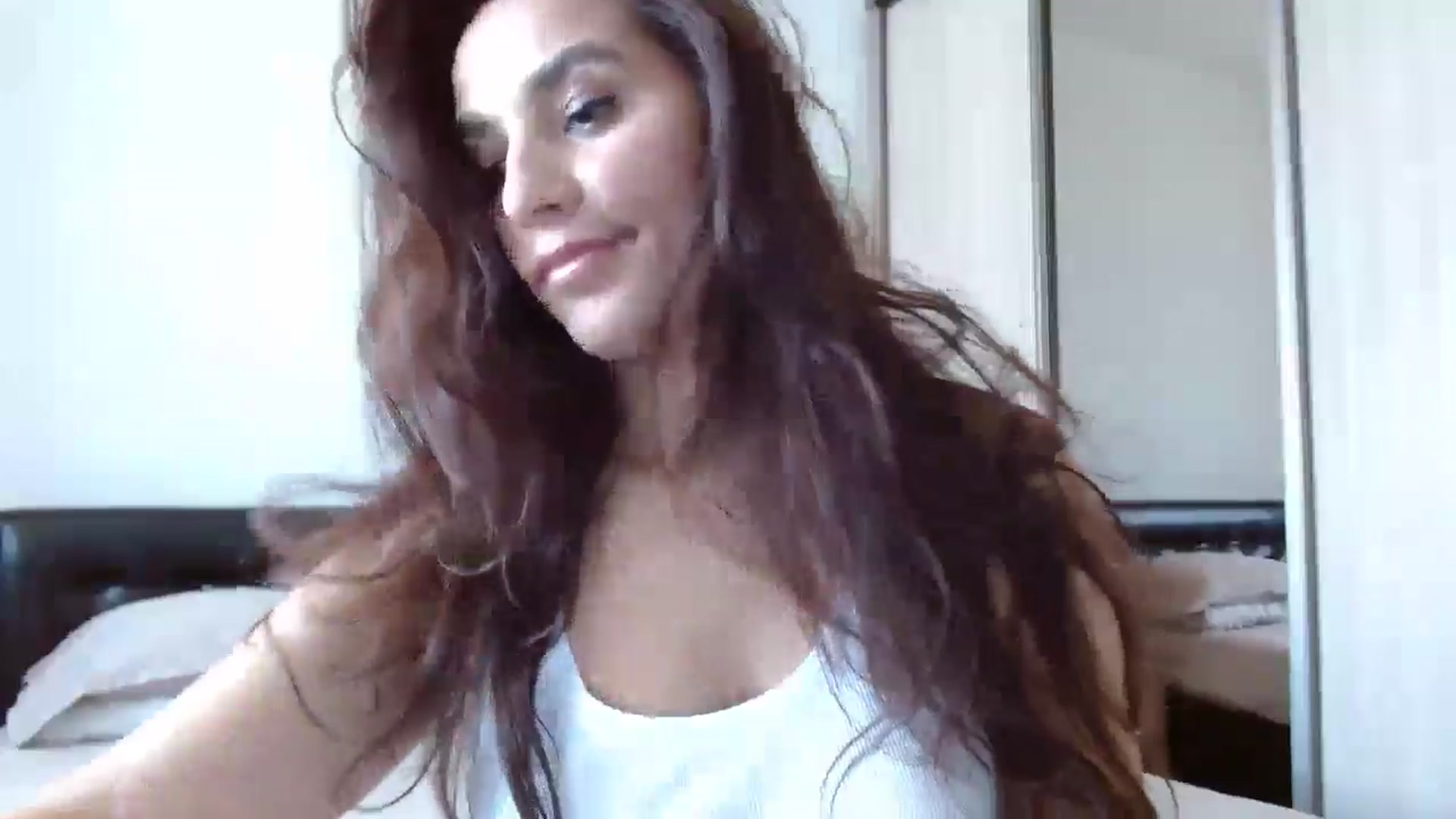 Gallery image thumbnail from DEAR_AMORE's myfreecams stream on, 04/24/2024, 12:07 image 2 of 20