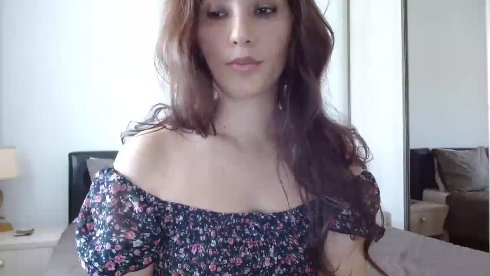 Gallery image thumbnail from DEAR_AMORE's myfreecams stream on, 05/05/2024, 13:44 image 4 of 20