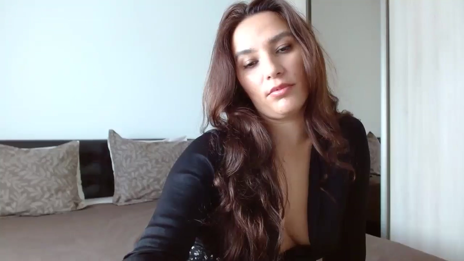 Gallery image thumbnail from DEAR_AMORE's myfreecams stream on, 05/11/2024, 10:19 image 3 of 20