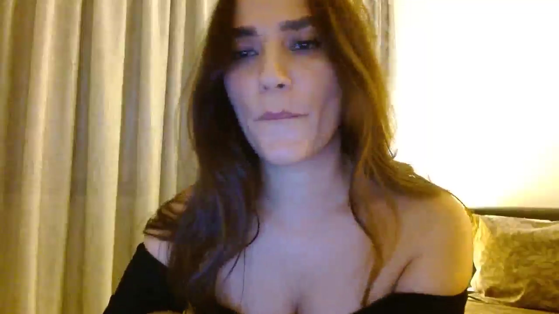 Gallery image thumbnail from DEAR_AMORE's myfreecams stream on, 05/14/2024, 21:55 image 8 of 20