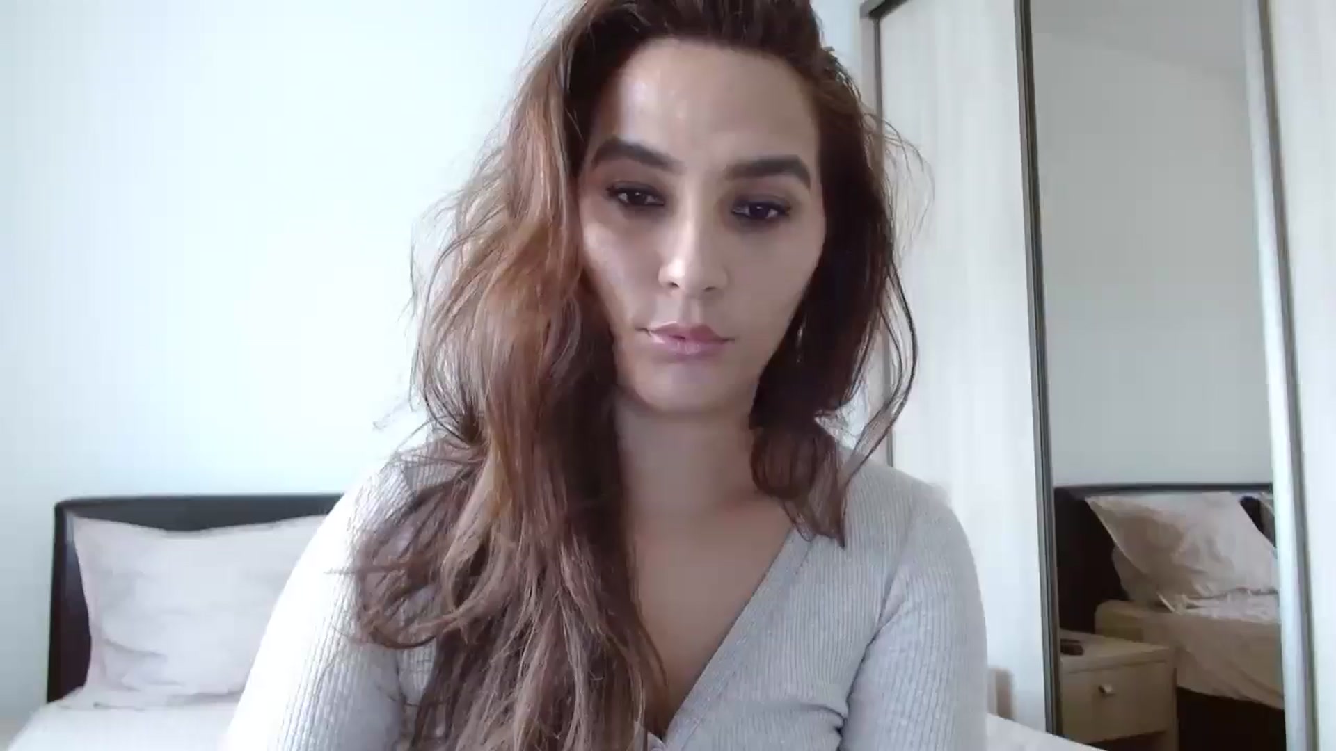 Gallery image thumbnail from DEAR_AMORE's myfreecams stream on, 05/25/2024, 13:22 image 1 of 20