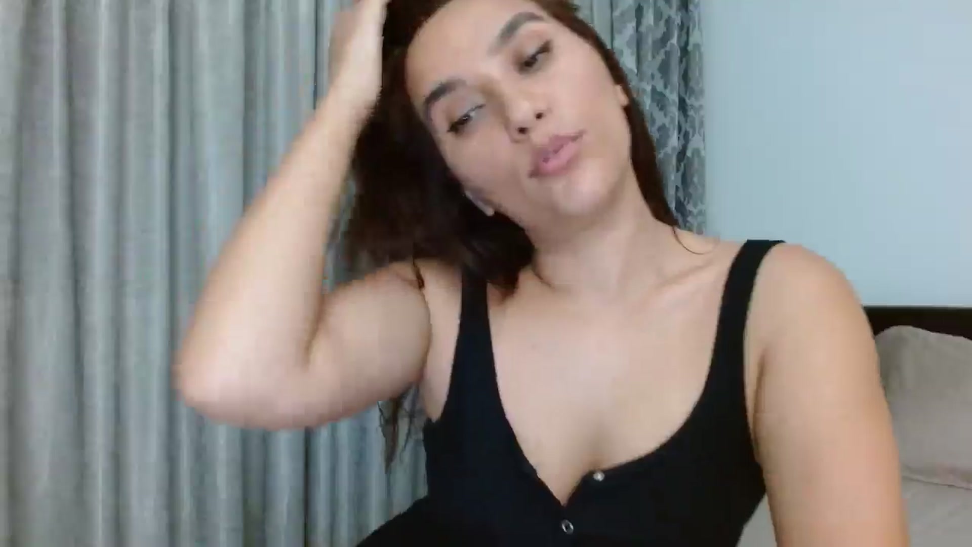 Gallery image thumbnail from DEAR_AMORE's myfreecams stream on, 06/26/2024, 23:15 image 20 of 20