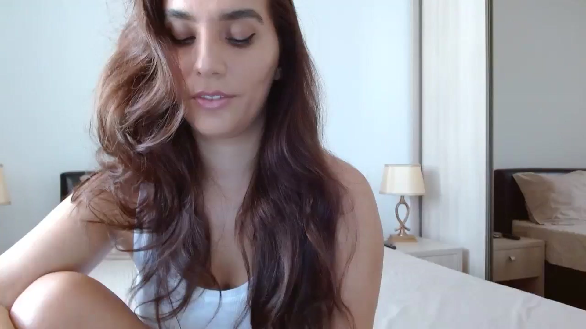 Gallery image thumbnail from DEAR_AMORE's myfreecams stream on, 07/21/2024, 17:16 image 2 of 20