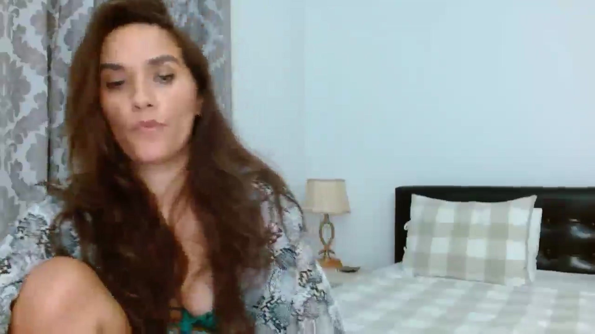 Gallery image thumbnail from DEAR_AMORE's myfreecams stream on, 08/09/2024, 03:23 image 6 of 20