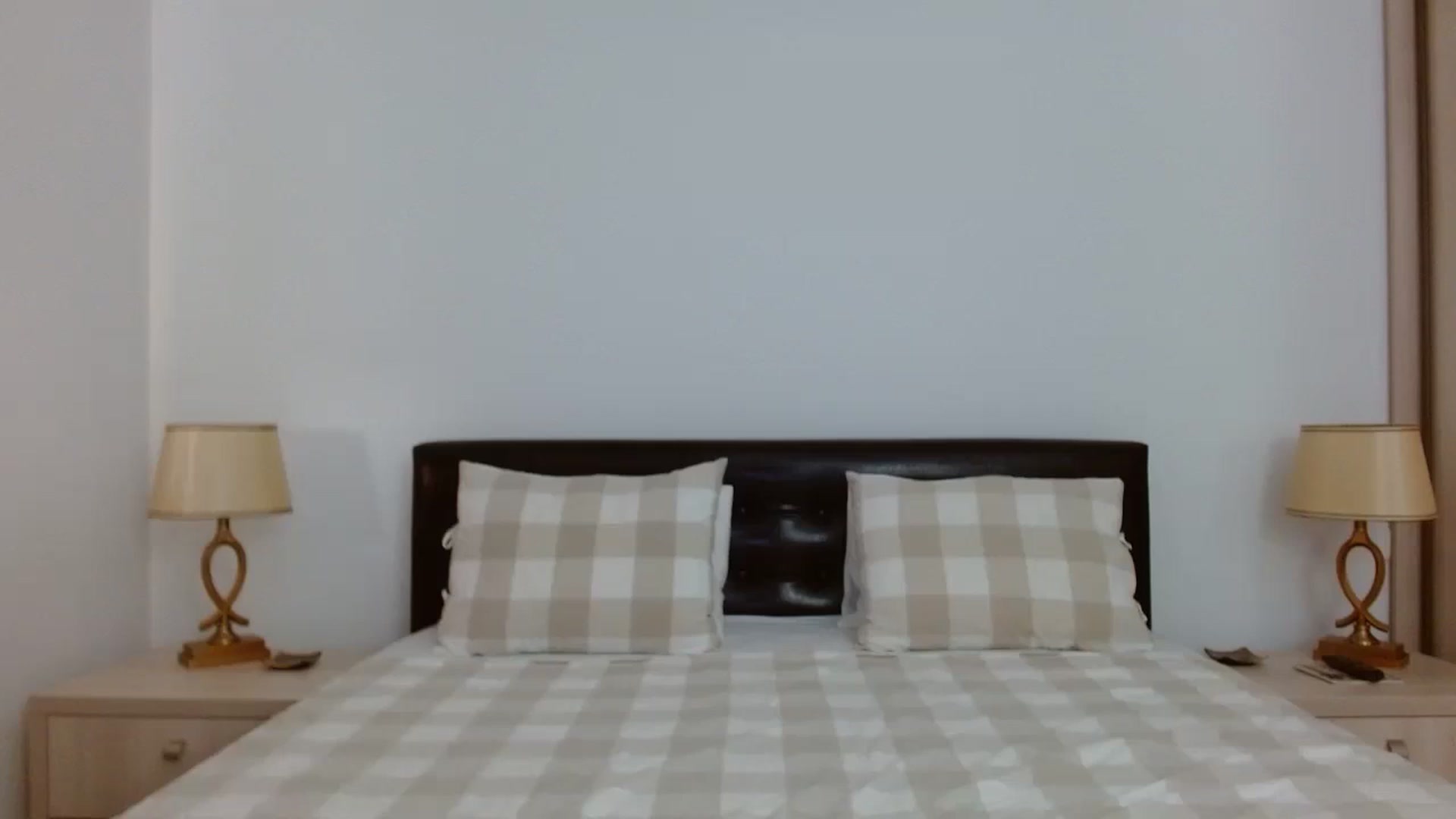 Gallery image thumbnail from DEAR_AMORE's myfreecams stream on, 08/09/2024, 04:20 image 5 of 20